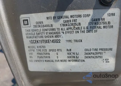 1999 Chevrolet Silverado 1500 Ls z USA, uszkodzony, nr VIN 1GCEK19T9XE145022